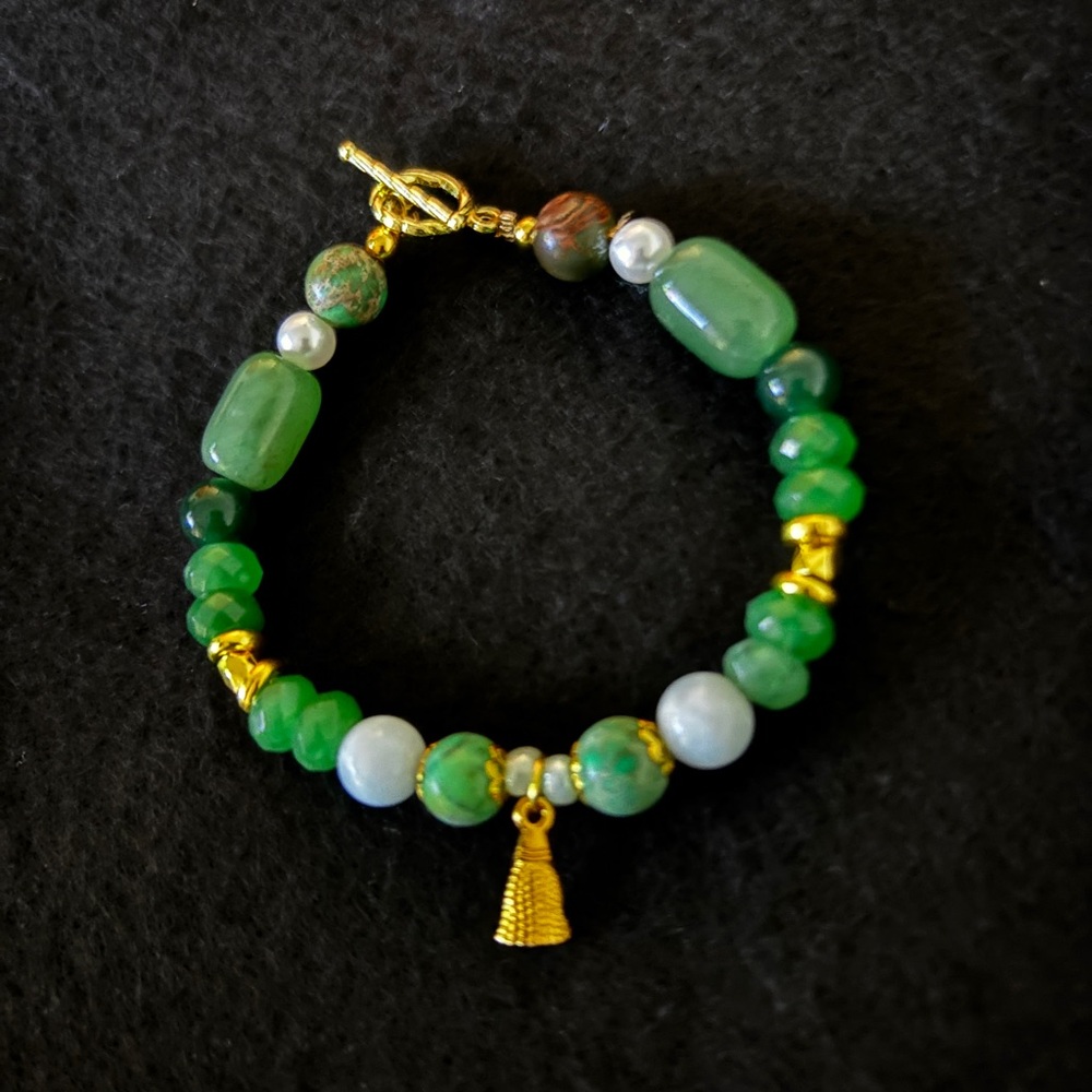 Green and Gold Beaded Tassel Charm Bracelet